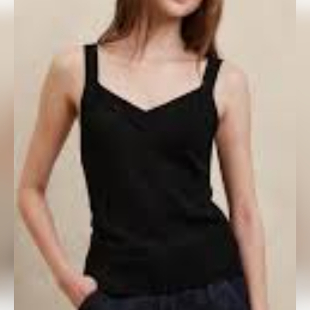 NWT BR Sweater Vest, XL